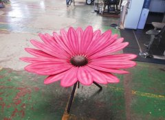 Big Flower, Fabrication, Cape Town