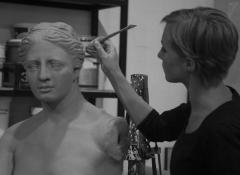 Sculpting a Venus Di Milo replica