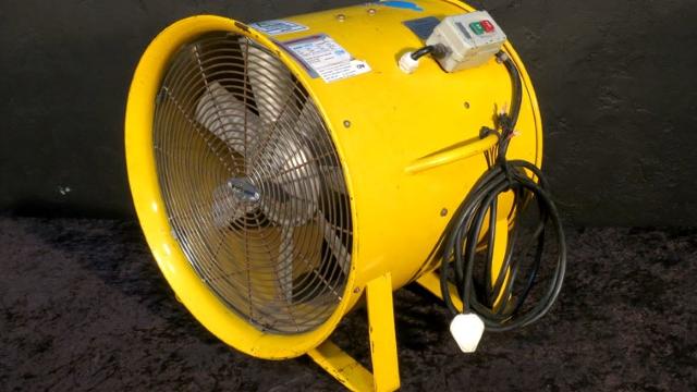 Electric Fan (1.7KW, No speed control)