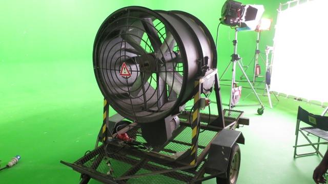 Indoor electrical wind machine Indoor electrical wind machine